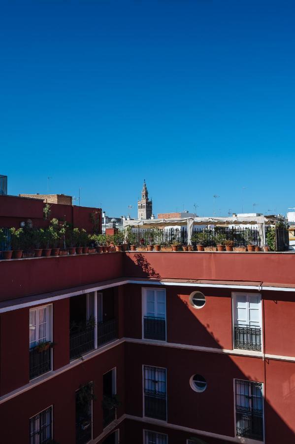 Lirio Suite Apartment - Private Parking Included Севилья Экстерьер фото