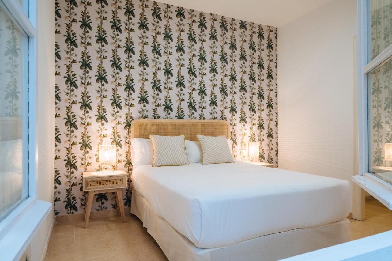 Lirio Suite Apartment - Private Parking Included Севилья Экстерьер фото